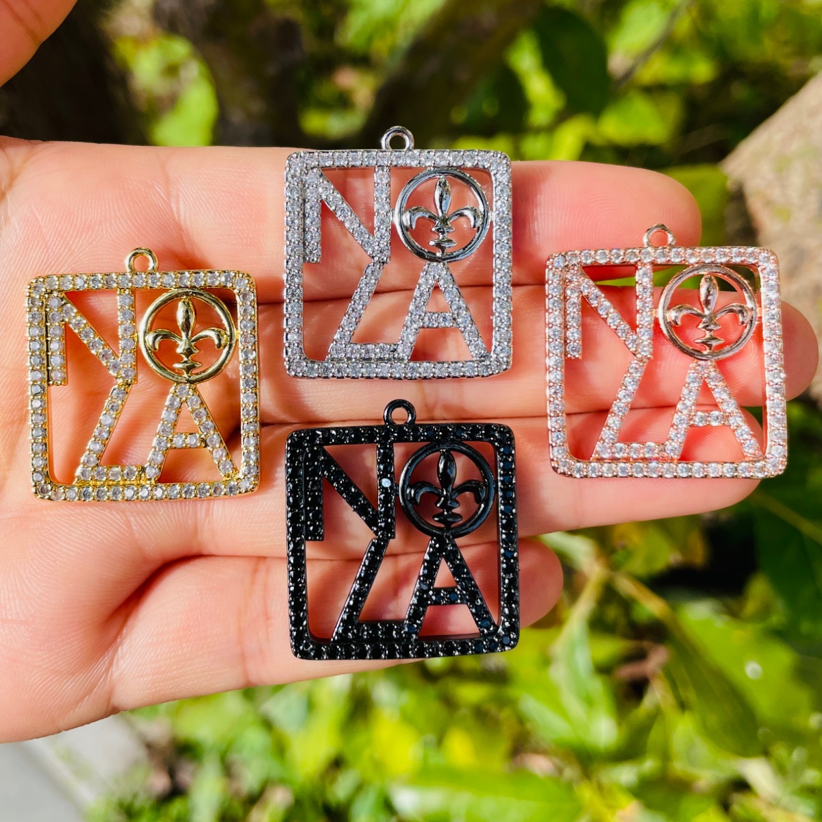 Zirconia Pave NOLA Fleur De Li - Jewelry Making New Orleans 리뷰 및 가격